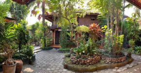 Гостиница The Arya guest house  Gilimanuk